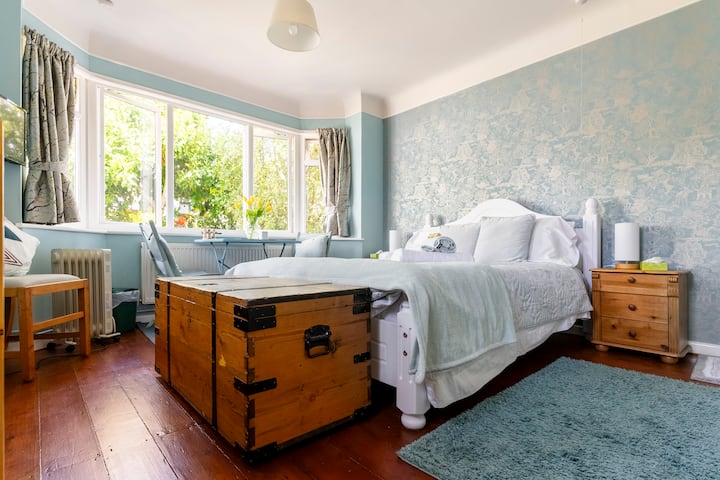 Area Of Outstanding Beauty, Langstone. - Hayling Island