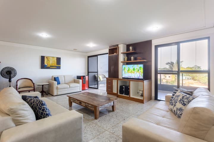 Apart. Luxo 180m C/ Ar, Wifi, 3 Vagas Pés Na Areia - Guarapari