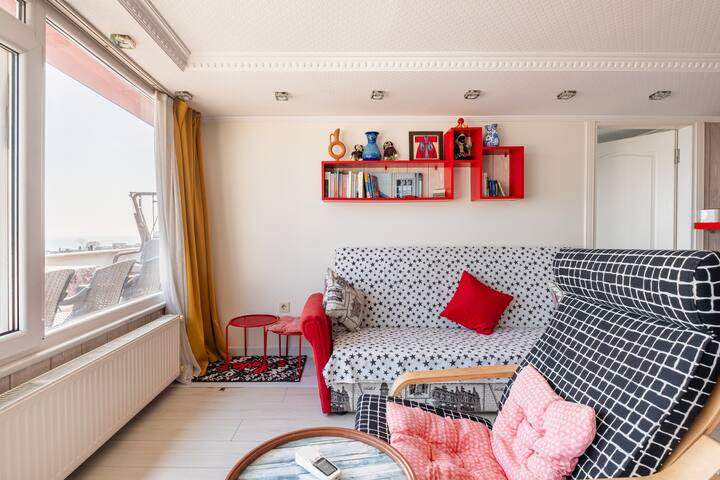 Dublex SeaView 3 bedroom 2 livingrm balcony jakuzi gallery image 4