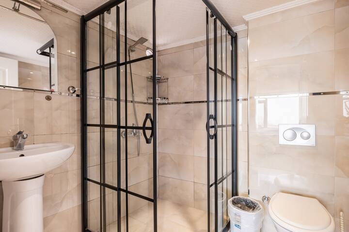 Dublex SeaView 3 bedroom 2 livingrm balcony jakuzi gallery image 3