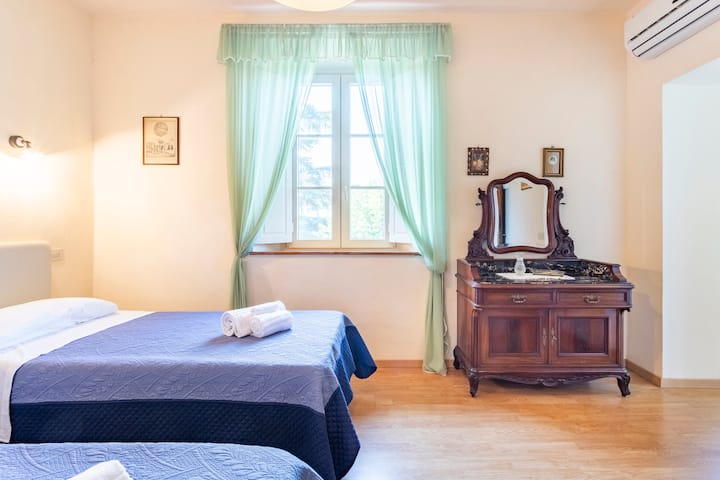 غرفة النوم 1