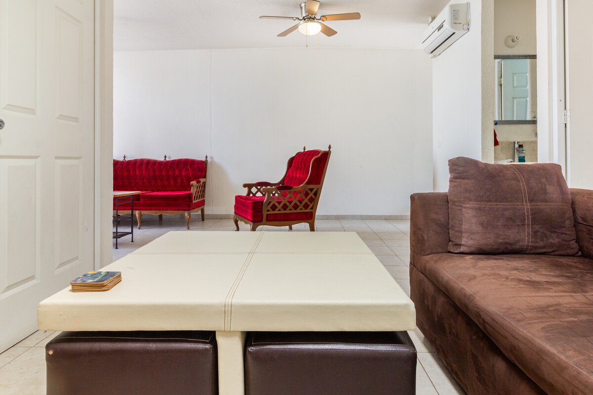 Airbnb con mejor rendimiento: Beautiful house, room and comfortable accommodation! en El Pueblito