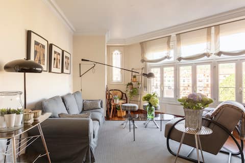 Airbnb con mejor rendimiento: Historical building in Moyua en Bilbao