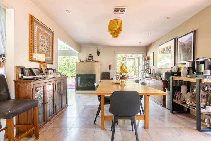 A Private Art Gallery and spa gallery image 2