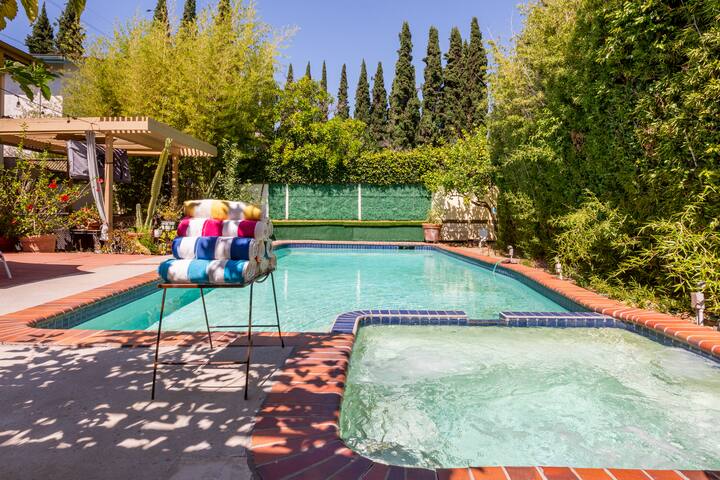 A Private Art Gallery and spa gallery image 3