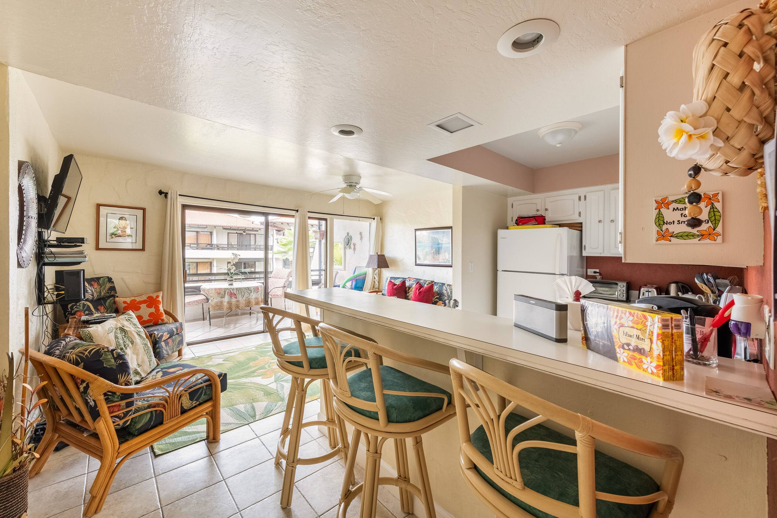 Condo in Kailua-Kona · ★4.98 · 1 bedroom · 2 beds · 1 private bath - Image 19