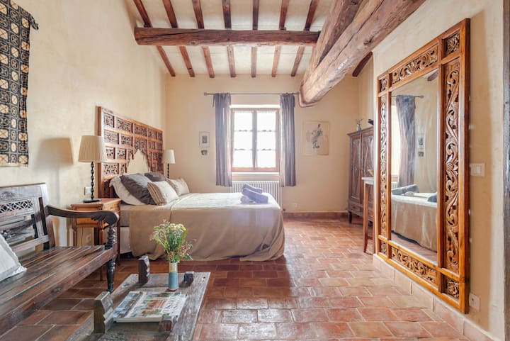 غرفة النوم 2