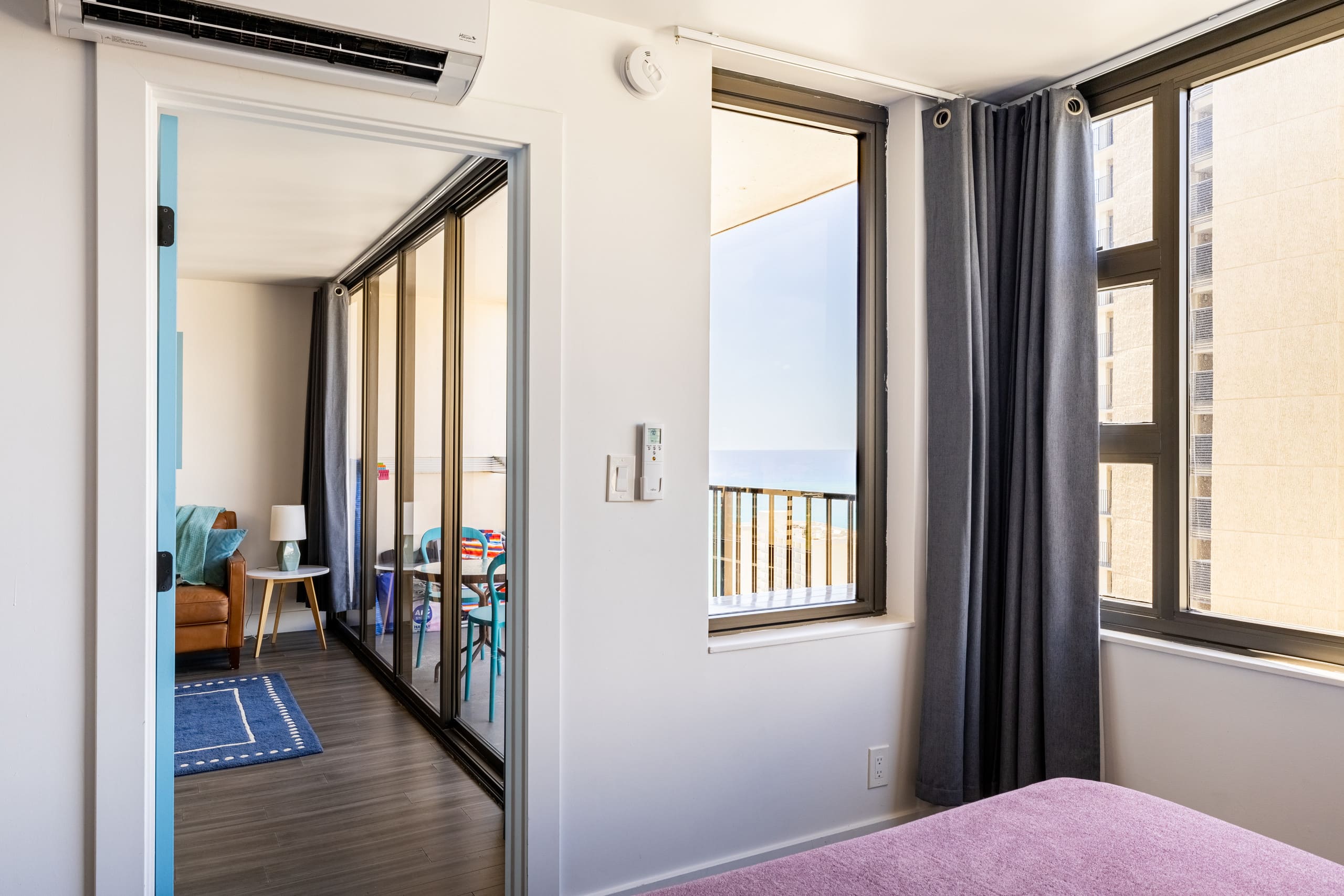 Condo in Honolulu · ★4.94 · 1 bedroom · 2 beds · 1 private bath - Image 18