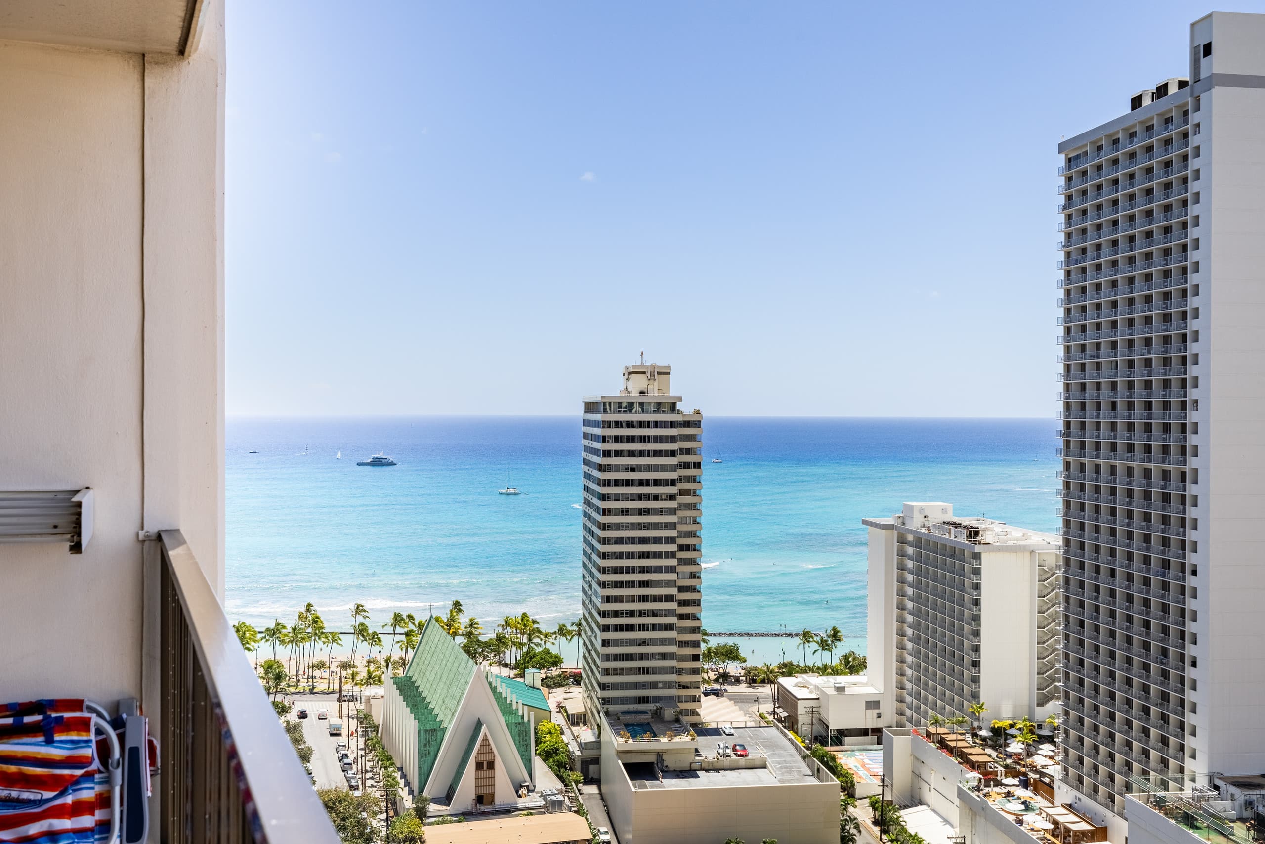 Condo in Honolulu · ★4.94 · 1 bedroom · 2 beds · 1 private bath - Image 26