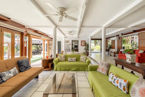 AWILIHAN PRIVATE PARADISE >(intimate events too)