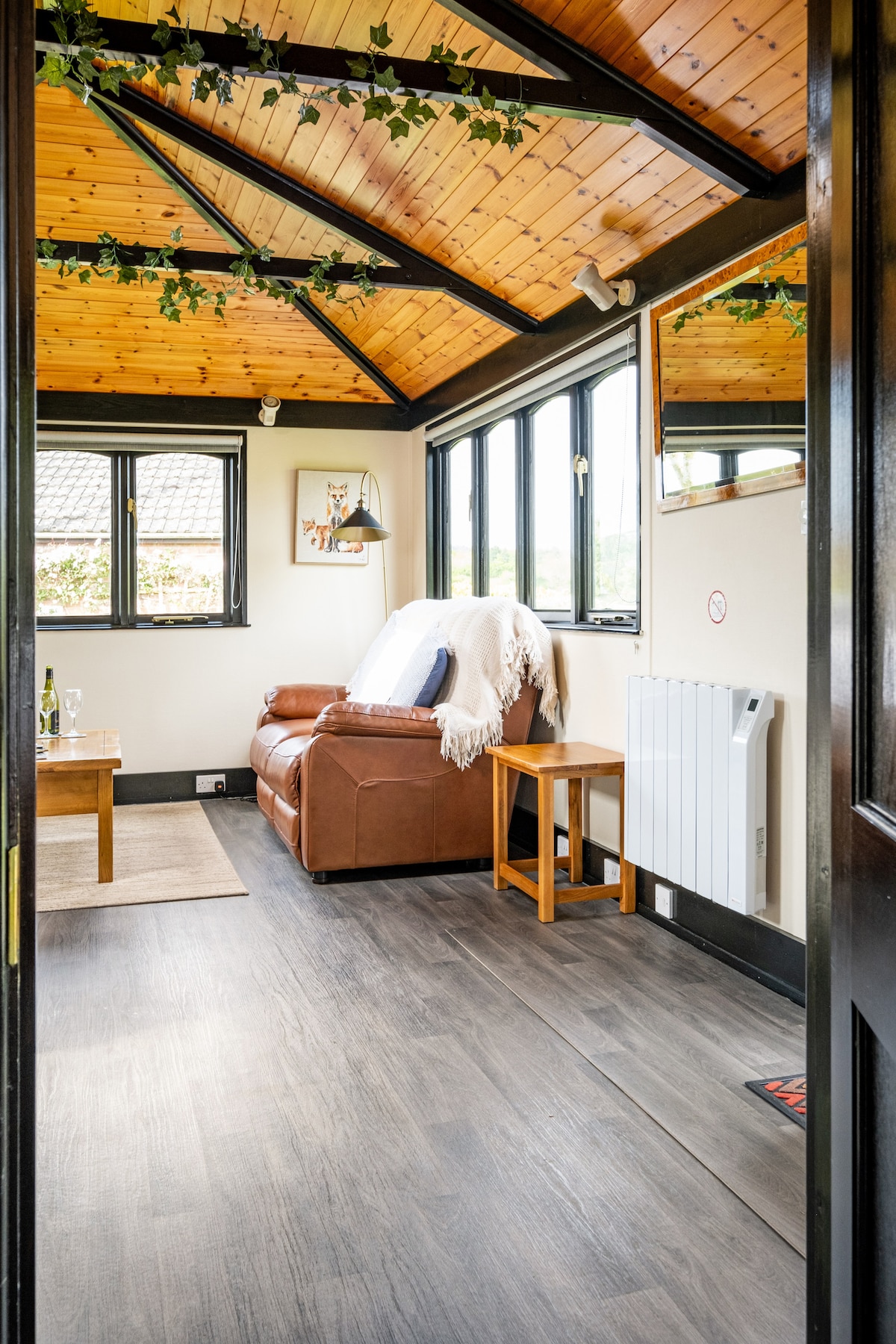 Top performing Airbnb: Bramble Lodge charming cosy lodge, private garden in Malvern Hills