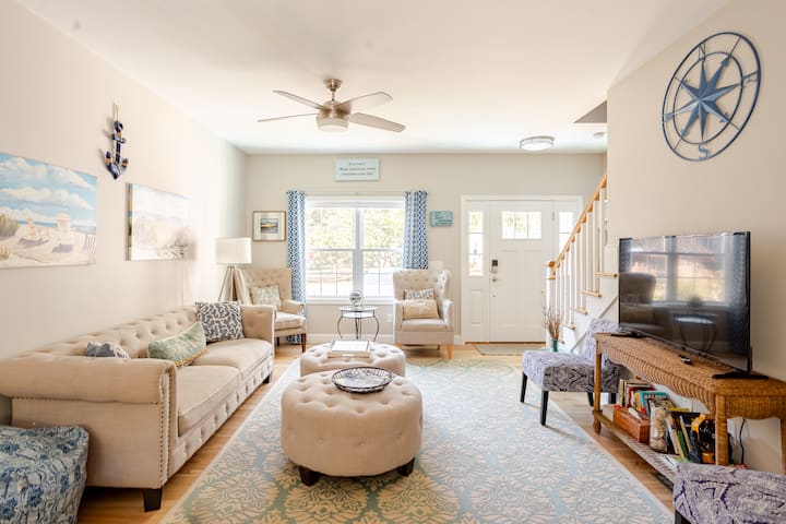South Kingstown Beach Home with Hot Tub and EV Charger