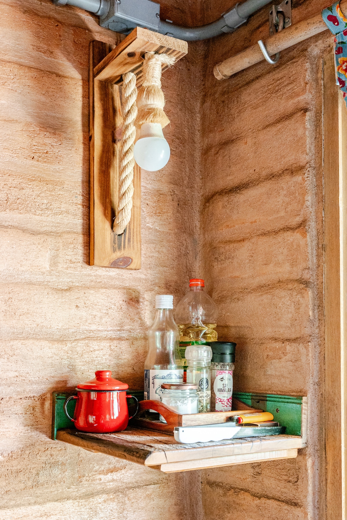 Top Airbnb: Cozy place in Toca da Raposaria | 1500m altitude em Córrego Do Bom Jesus