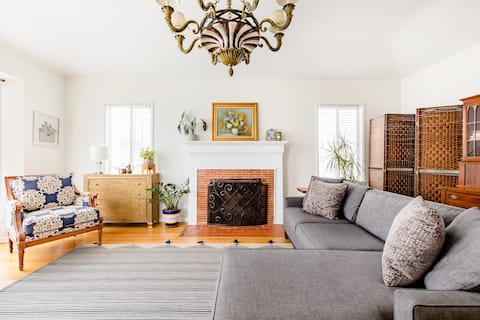 Charming Spanish Room