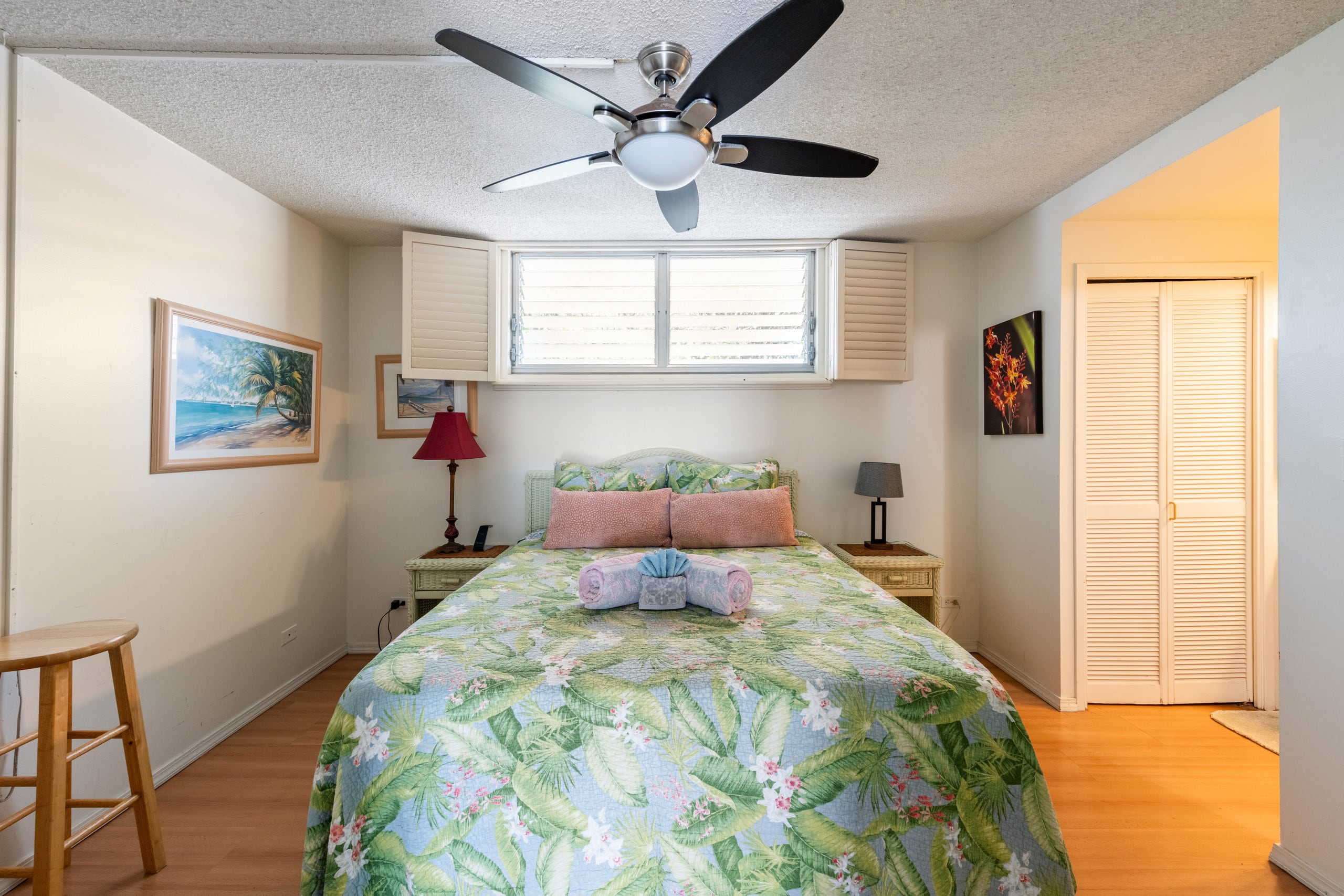 Condo in Kailua-Kona · ★4.83 · 1 bedroom · 3 beds · 2 shared baths - Image 15