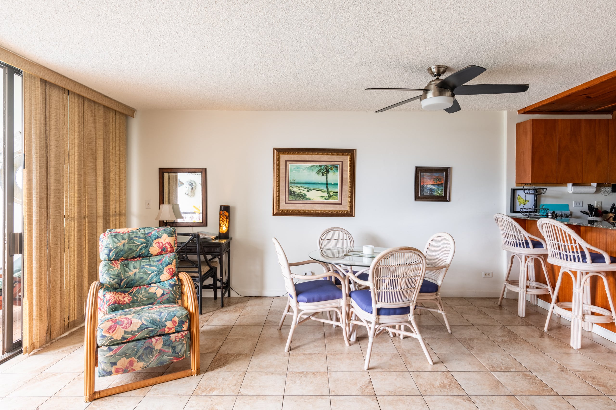 Condo in Kailua-Kona · ★4.83 · 1 bedroom · 3 beds · 2 shared baths - Image 13