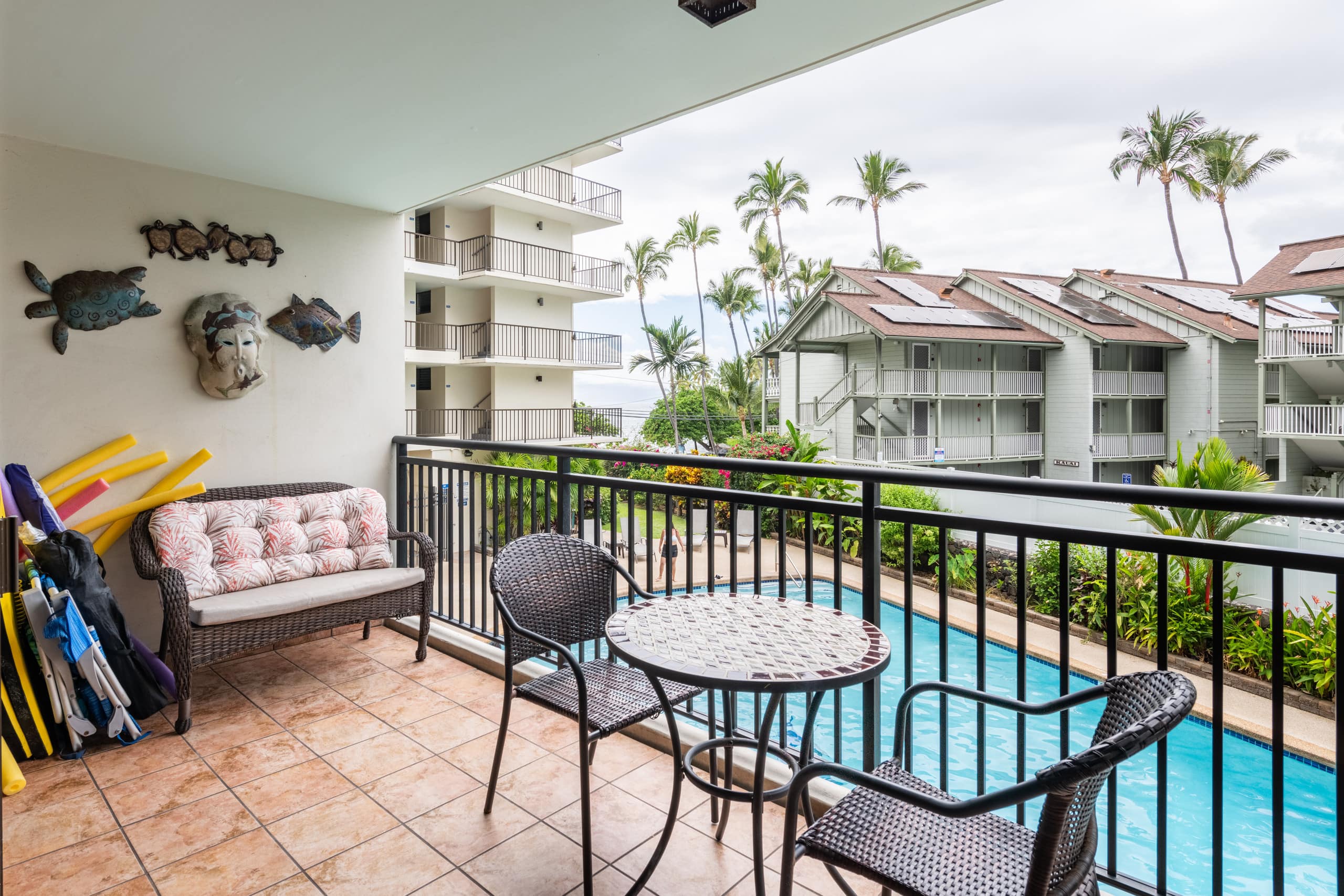 Condo in Kailua-Kona · ★4.83 · 1 bedroom · 3 beds · 2 shared baths - Image 36