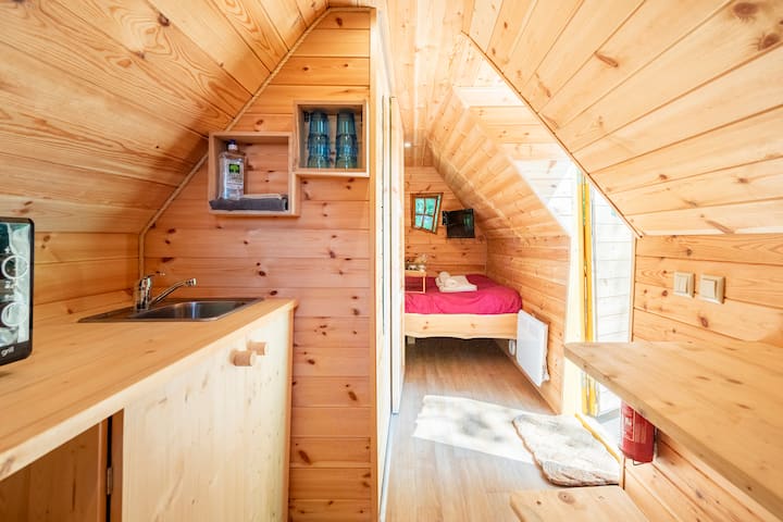 Au Pied Du Frêne, La Cabane Féérique - Norte