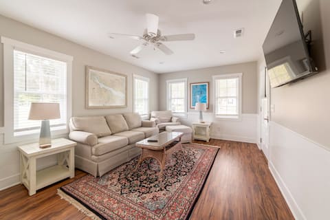 NEW 3 bedroom cottage steps from the Pamlico