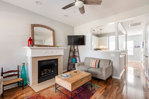 Top Airbnb: Uptown Townhome | Porch, Comfort, Parking, Views! in First Ward