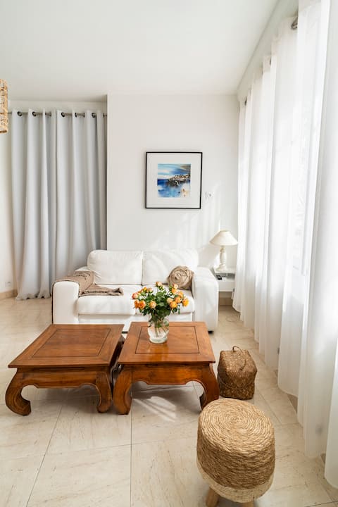 Top Airbnb: loft apartment 2 minutes from the beach, 3-star garage à Banyuls Sur Mer