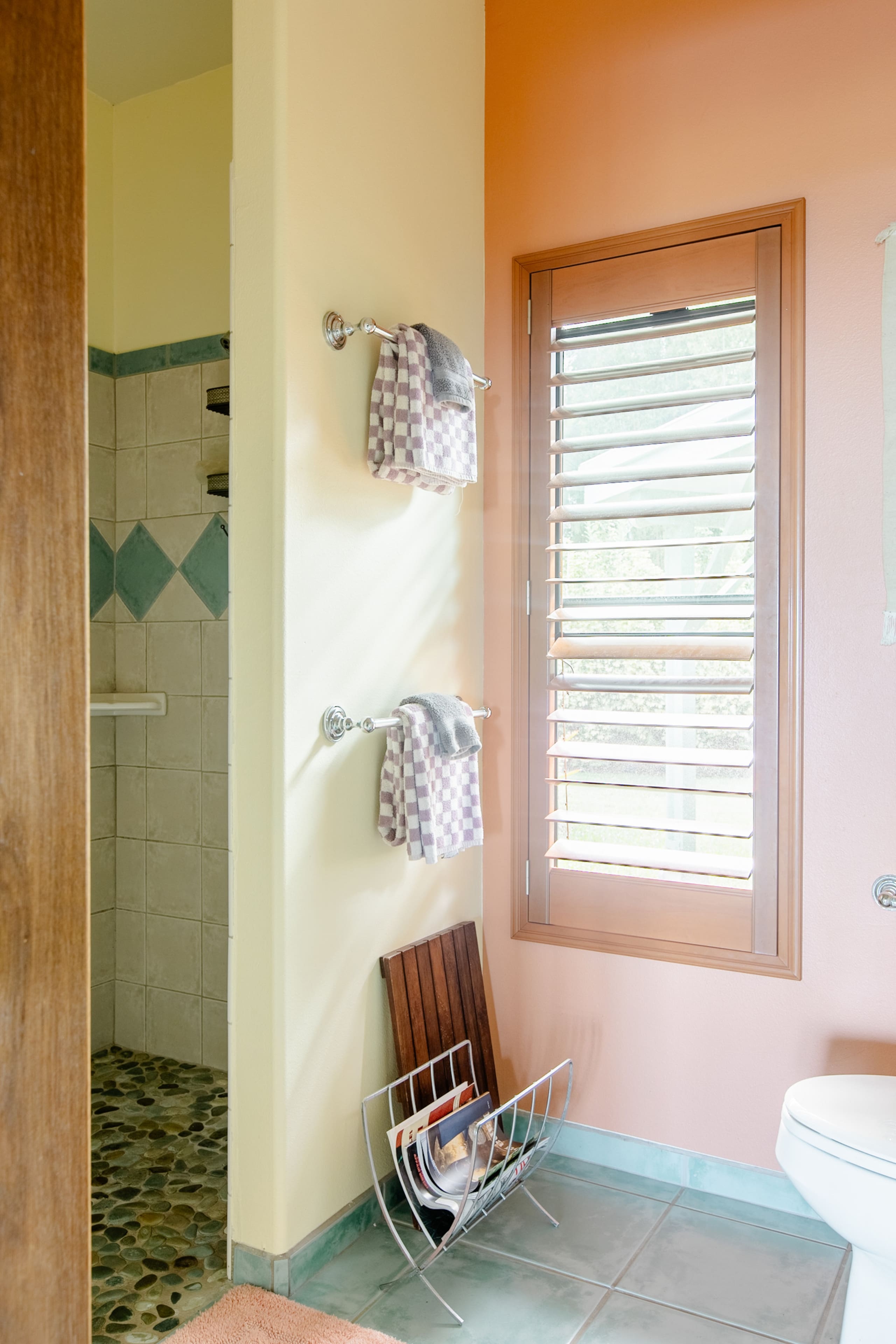 Home in Pepeekeo · ★4.94 · 2 bedrooms · 2 beds · 2 baths - Photo 17