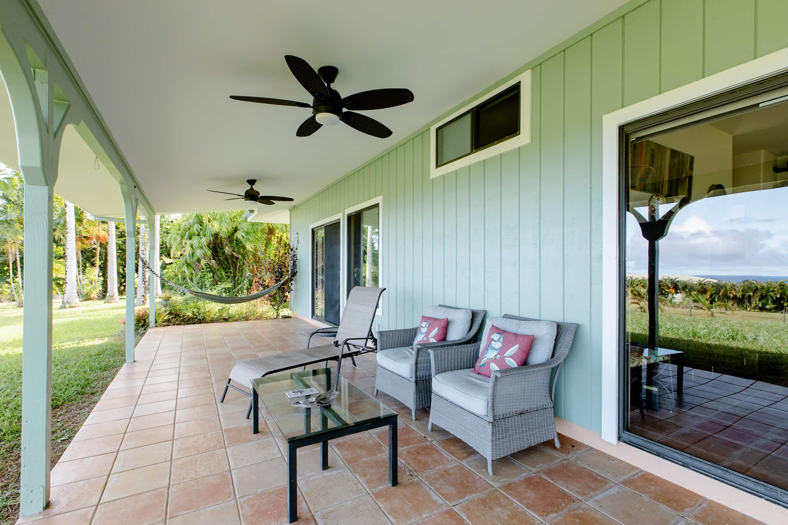 Home in Pepeekeo · ★4.94 · 2 bedrooms · 2 beds · 2 baths - Photo 24