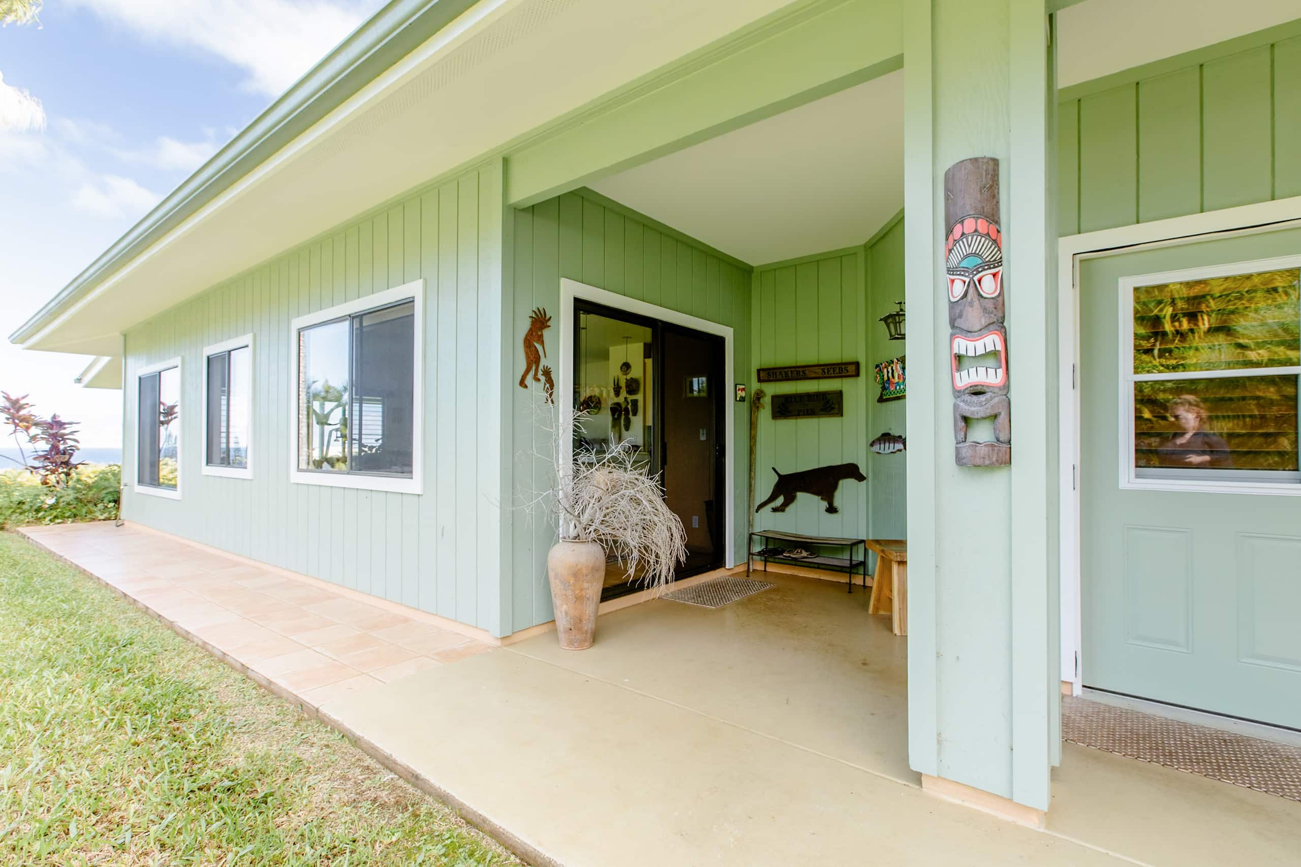 Home in Pepeekeo · ★4.94 · 2 bedrooms · 2 beds · 2 baths - Photo 28