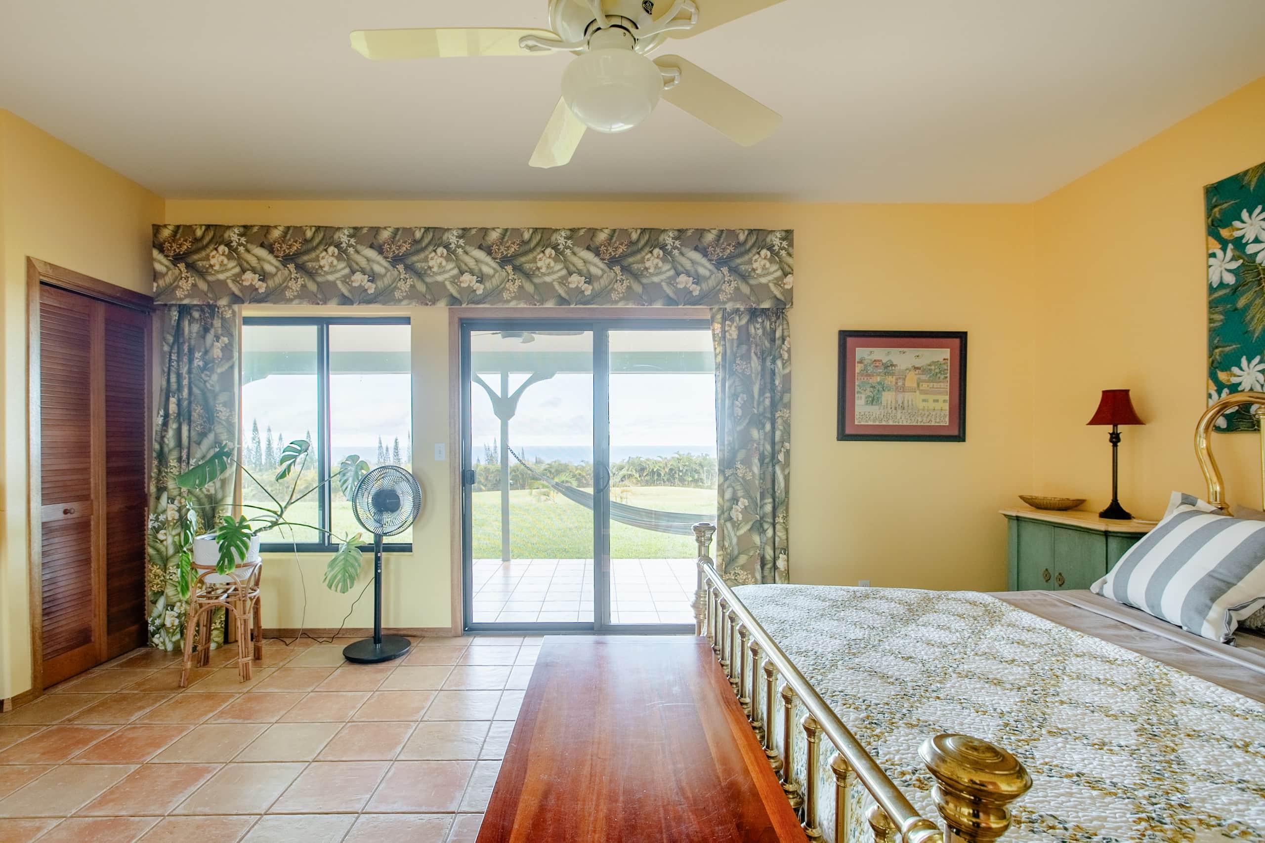 Home in Pepeekeo · ★4.94 · 2 bedrooms · 2 beds · 2 baths - Photo 8