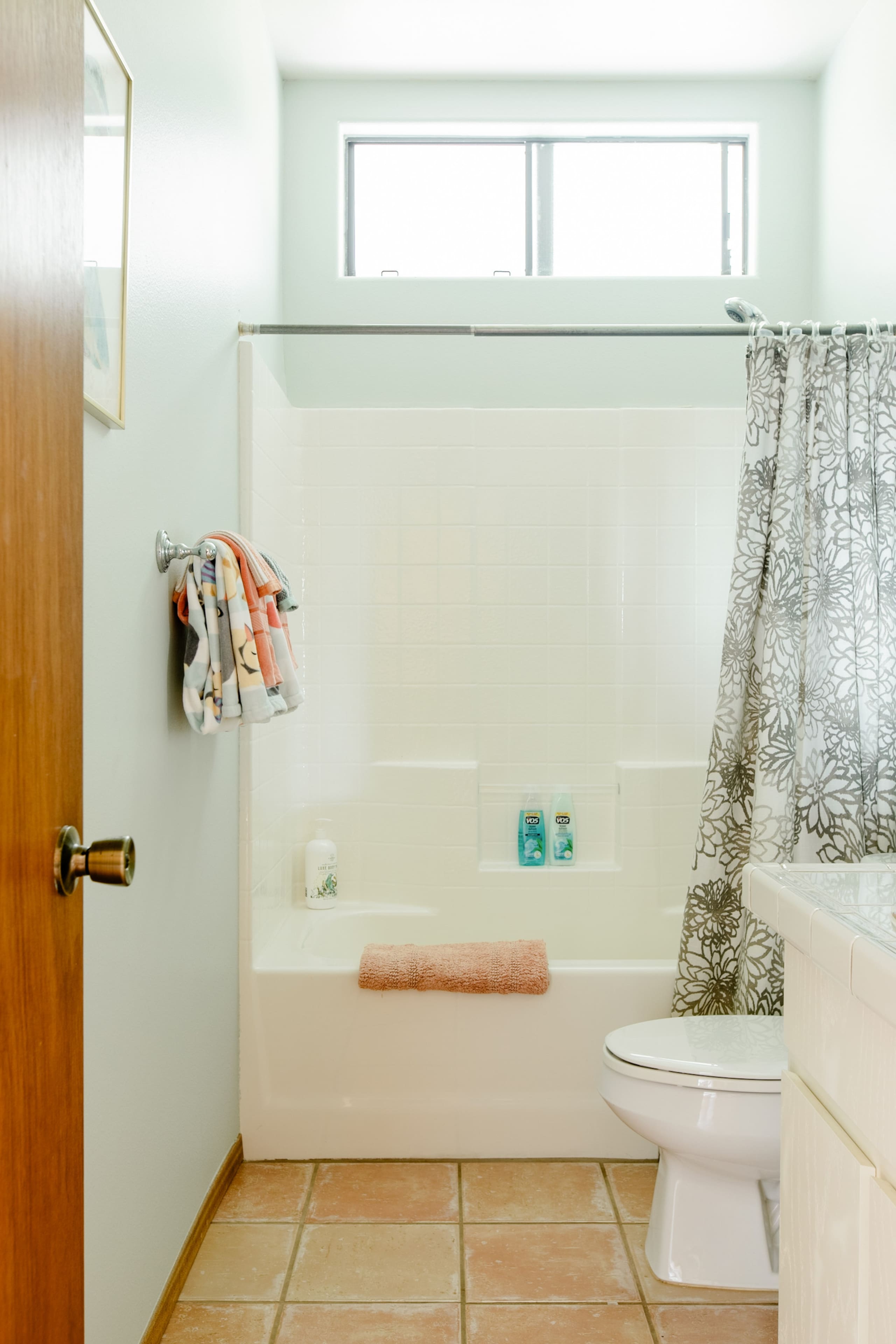 Home in Pepeekeo · ★4.94 · 2 bedrooms · 2 beds · 2 baths - Photo 14
