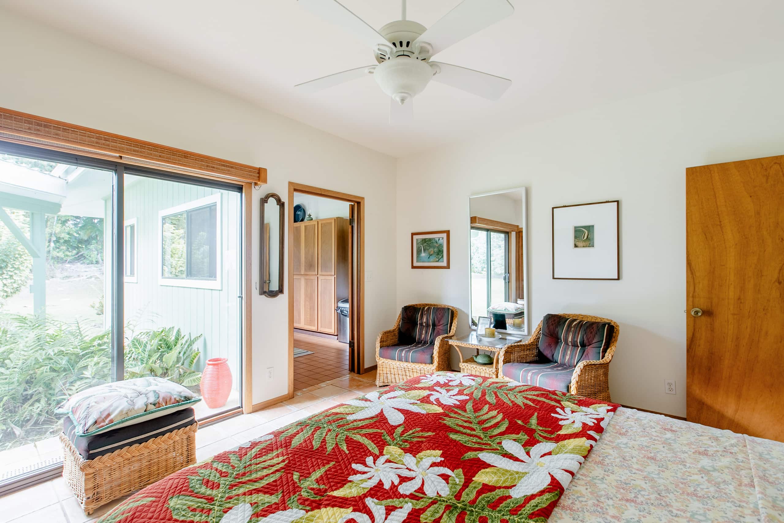 Home in Pepeekeo · ★4.94 · 2 bedrooms · 2 beds · 2 baths - Photo 10