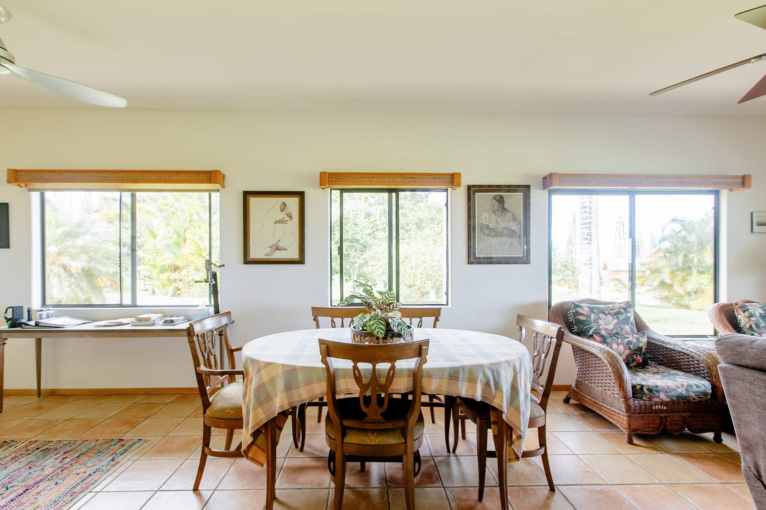 Home in Pepeekeo · ★4.94 · 2 bedrooms · 2 beds · 2 baths - Photo 6