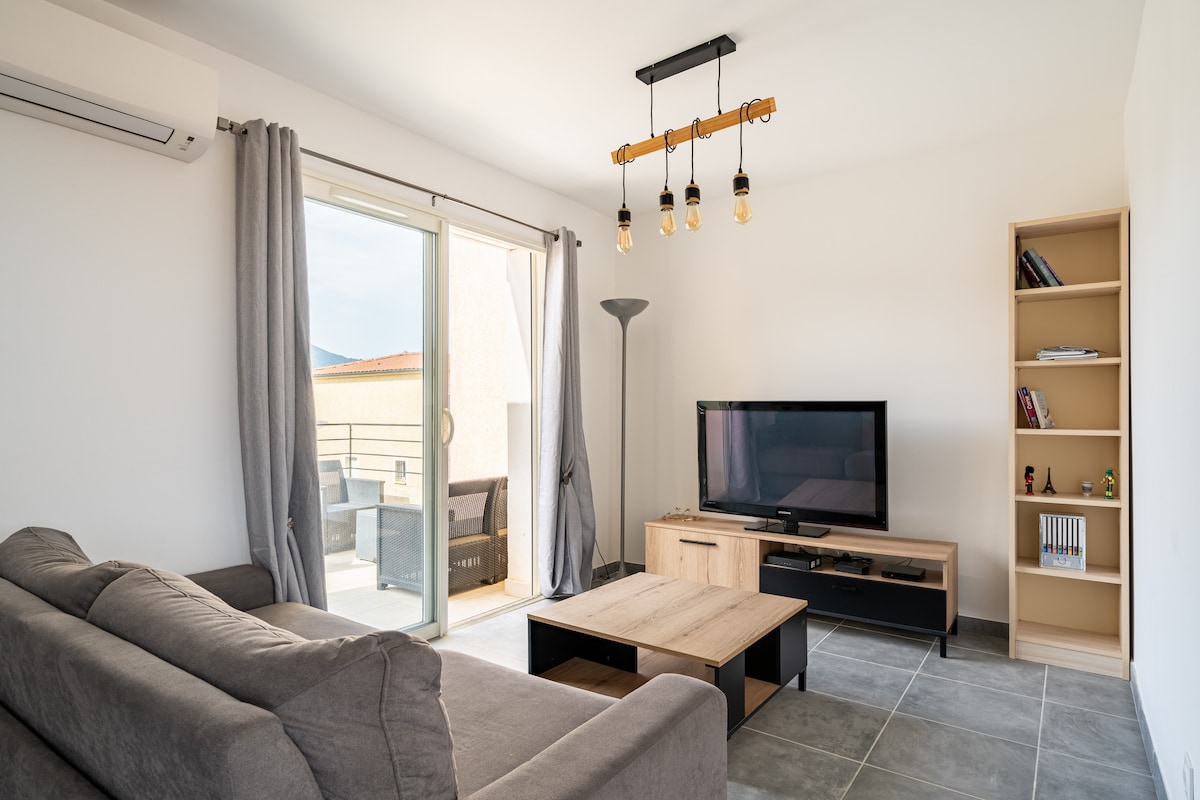 Top Airbnb: Superb apartment in residence, free parking in Lucciana