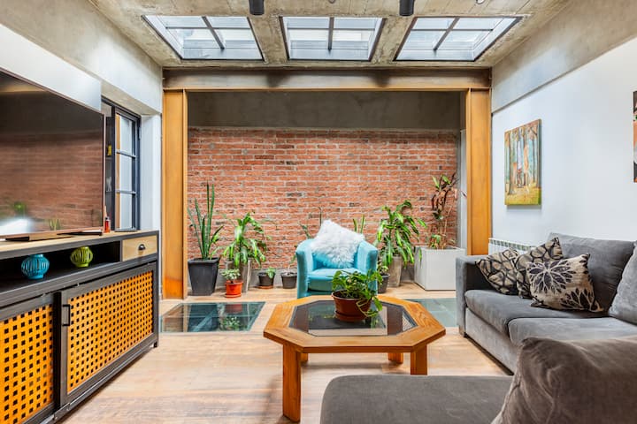 Industrial House In Mendoza With Jacuzzi - Mendoza