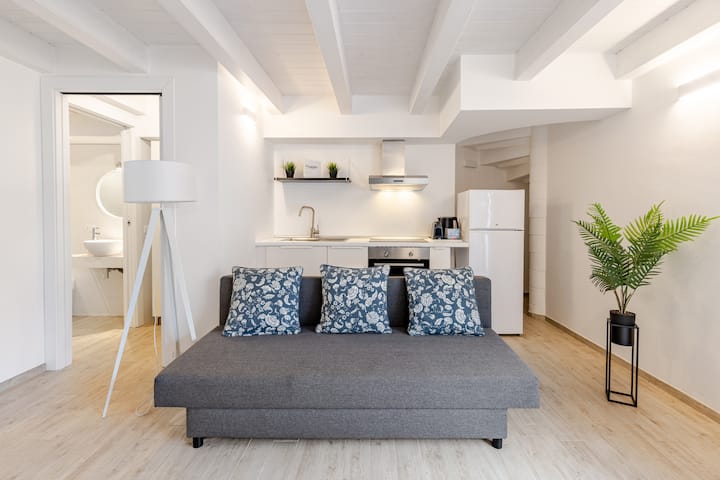 Bonu’s Apartment 3💙 Near City Center,beach,airport - Cagliari