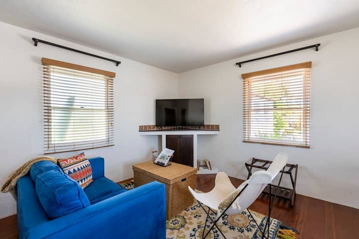 Cozy And Quaint Spanish Casita In Quiet Kensington - San Diego, CA