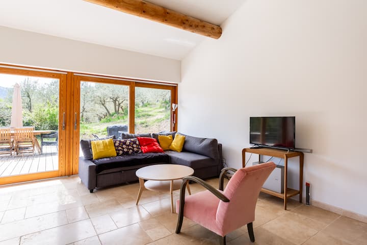 La Maison Des Oliviers - 6 Personnes, 3 Chambres - Nyons
