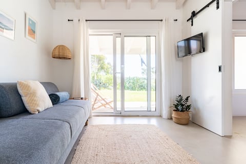 Popular Airbnb listing: Ao Sabor do Vento - North (children+12) in Aljezur