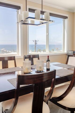 Luxury 2nd Block House with Dramatic Ocean Views gallery image 3