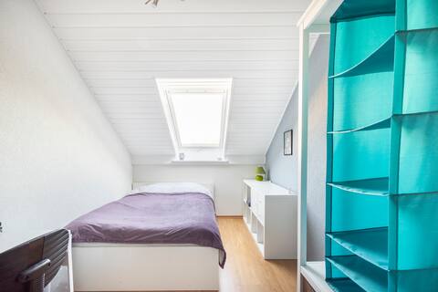 Bussigny room approx. 12 m2 close to amenities