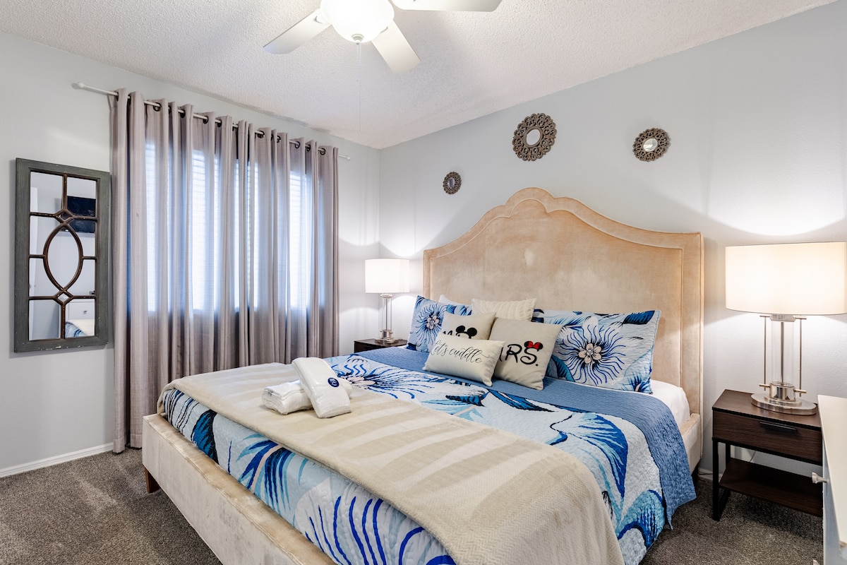 Wet' n Wild Mickey's Poolside Home! No Resort Fee - Townhouses for