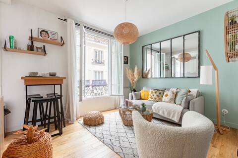 Warm Pineapple apartment- Becon les bruyère