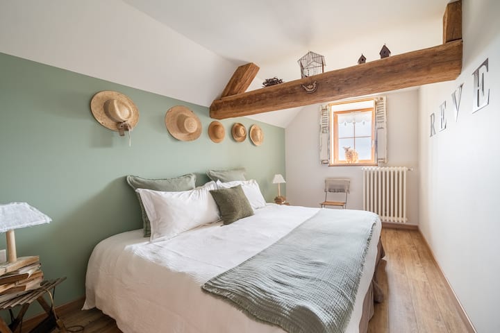 乡村客房， 180厘米床，可变成90厘米2张床的卧室