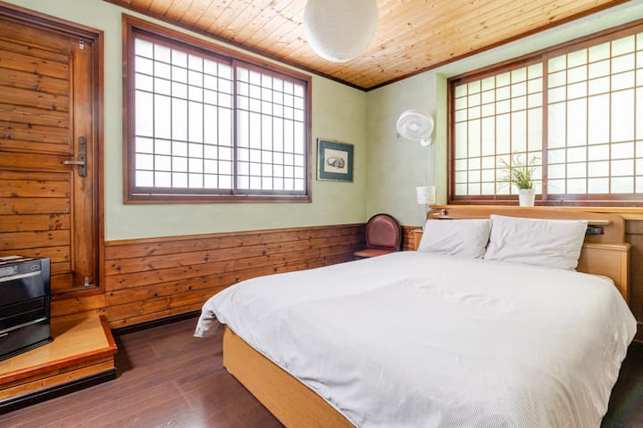 Chumba cha kulala cha ghorofa ya 2
Kitanda 1 cha watu wawili