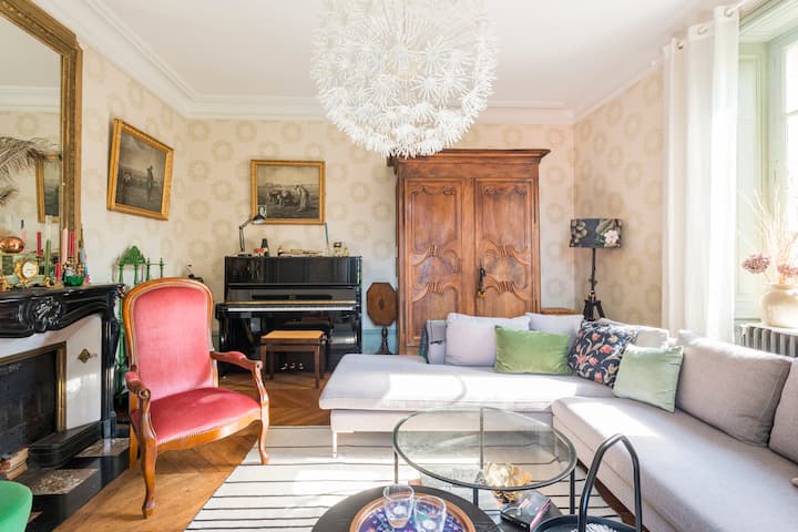 Your Private Country Estate In Bucolic Bourgogne. - La Clayette