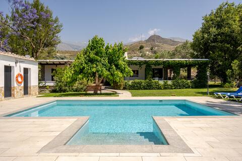 Country House with Pool in Orgiva