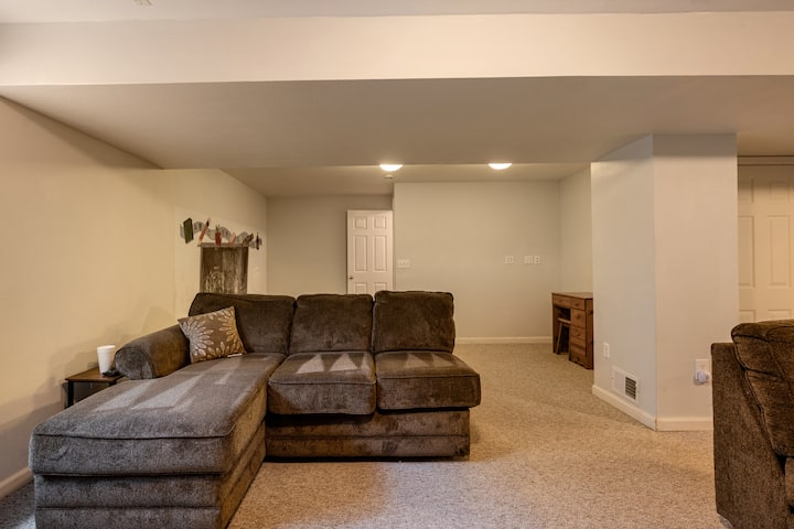 Four Bdr Home In Cheyenne With Gazebo/fire Table - Cheyenne, WY