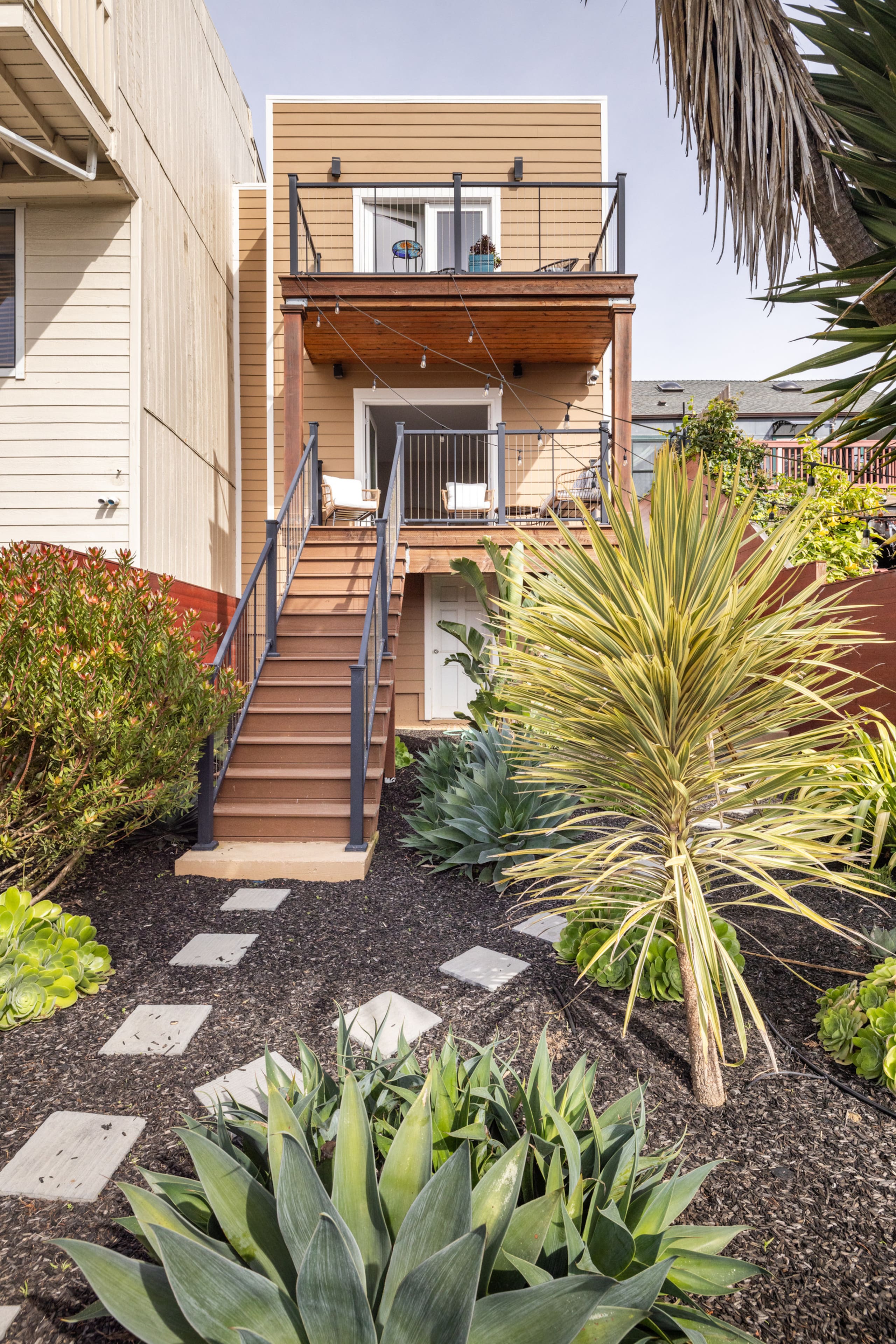 Home in San Francisco · ★4.2 · 2 bedrooms · 3 beds · 1 bath - Image 23
