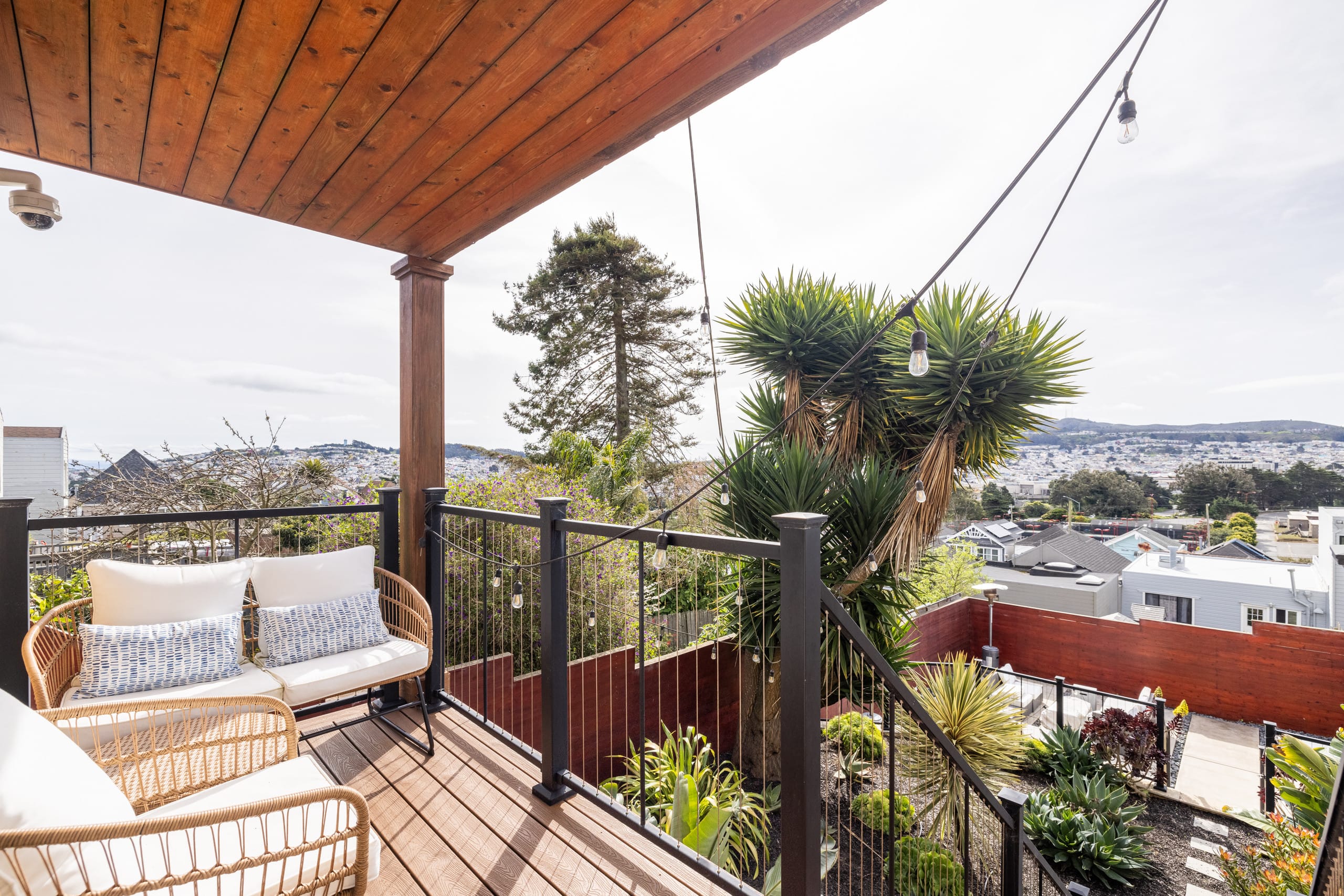 Home in San Francisco · ★4.2 · 2 bedrooms · 3 beds · 1 bath - Image 20