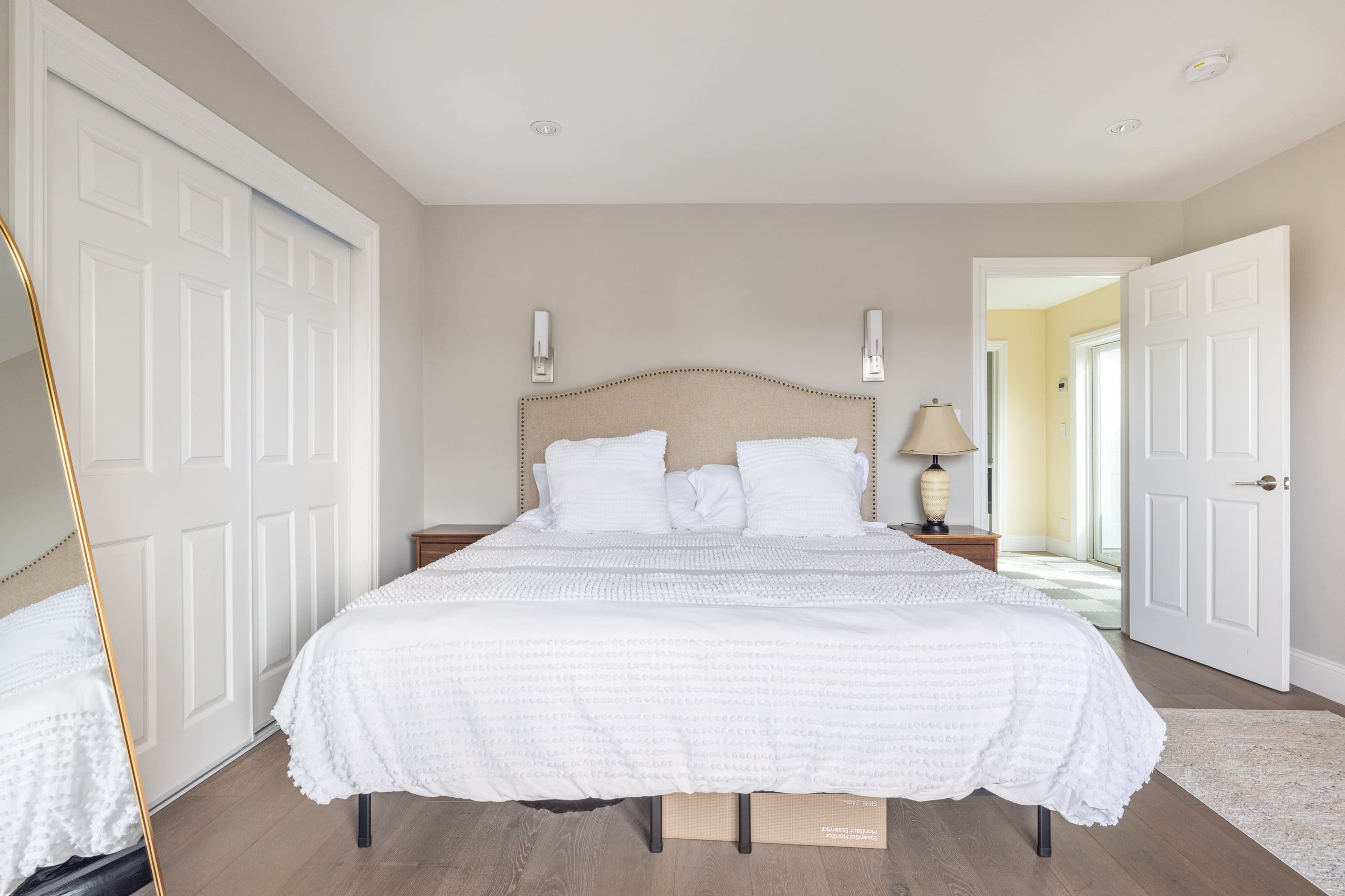 Home in San Francisco · ★4.2 · 2 bedrooms · 3 beds · 1 bath - Image 9